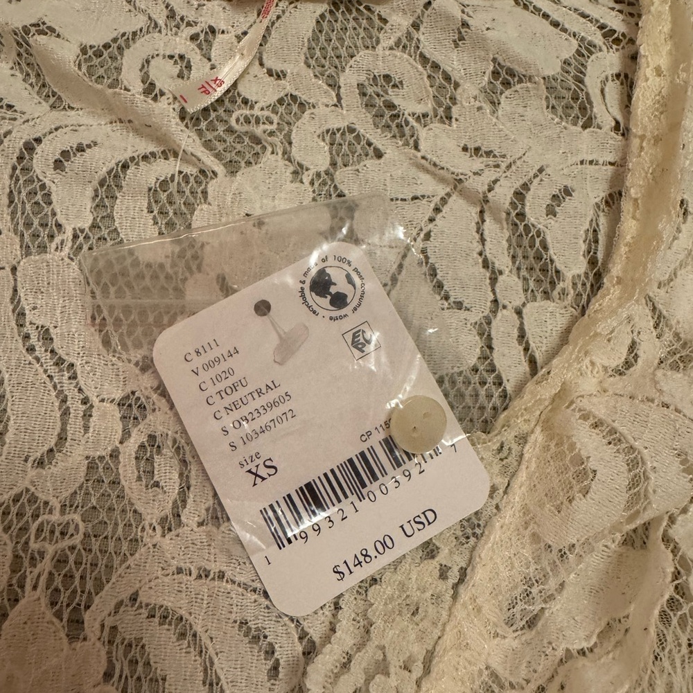 NWT Free People Whispering Love Top in Tofu size XS - Picture 6 of 6
